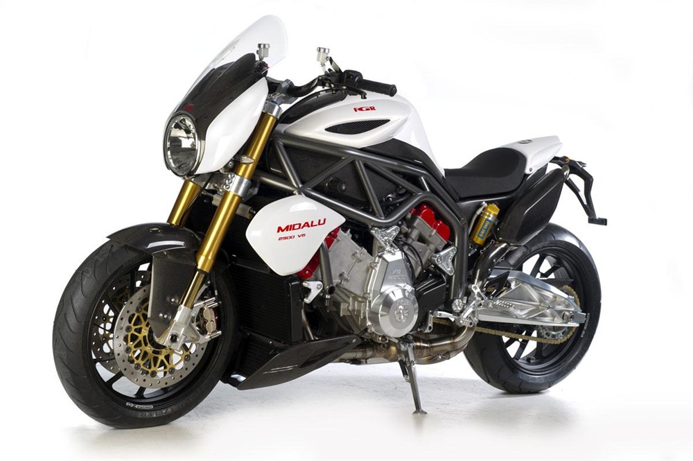 La FGR Midalu 2500 : une moto avec un moteur plus gros qu'un moteur de voiture !
La marque tchque FGR sort la Midalu 2500
