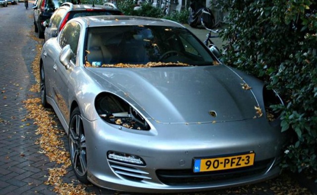 Vols de phares Porsche à Amsterdam (Vidéo)