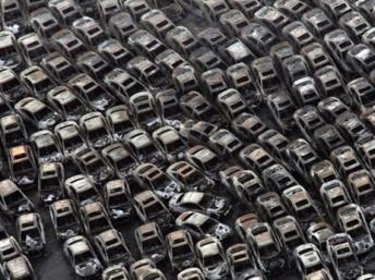L'industrie automobile a subit de plein fouet les effets du séisme et du tsunami du 11 mars qui ont ...