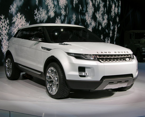 Land Rover a confirm aujourd'hui la version de production du concept LRX. Cette nouvelle voiture se...