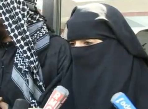 22 euros ! C'est le montant de l'amende qu'a écopé une femme de 31 ans portant le niqab, pour condui...
