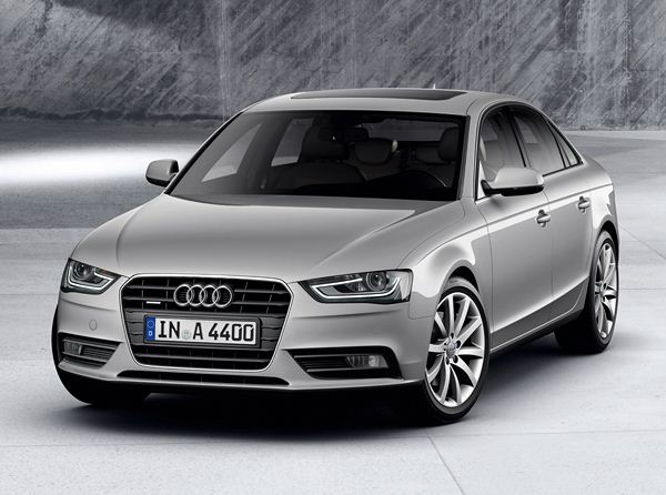 La gamme A4, revue par Audi s'illustre par son avancée technologique avec des solutions en matière d...