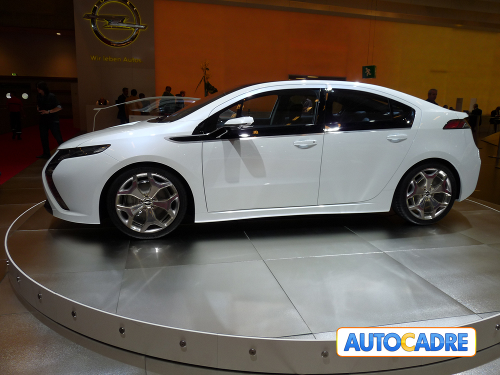 Les visiteurs du Salon automobile de Francfort auront la chance de voir l'Opel Ampera, la voiture él...