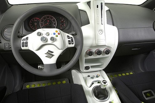 La Suzuki Sxbox : la voiture console de jeu
La voiture aux couleurs et services de la Xbox 360
