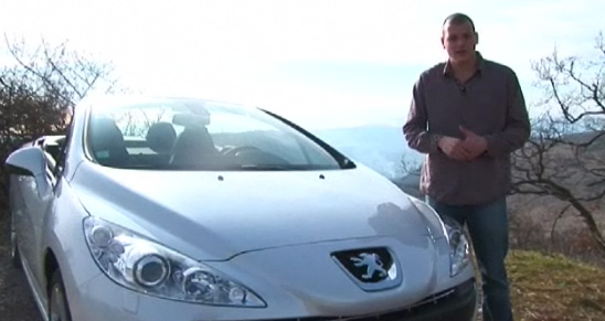 Peugeot a capitalisé sur son expérience dans le domaine du cabriolet pour bâtir un véhicule axé gran...