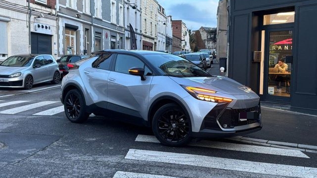 Toyota C-HR II SUV hybride d'occasion