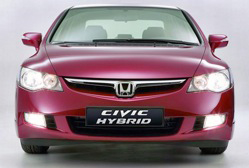 La nouvelle Civic Hybrid associe un moteur électrique devenu plus compact à un propulseur sophistiqu...