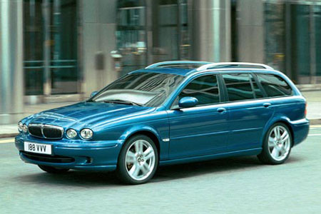 Jaguar X-Type 2.0d Estate Executive
Ces produits destins au segment des familiales conservent leur raffinement et leur image de marque bourgeoise