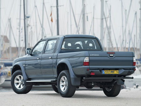 Mitsubishi Motors Europe dvoile son tout nouveau L200, un pick-up d'une tonne inspir du Dakar, qui...