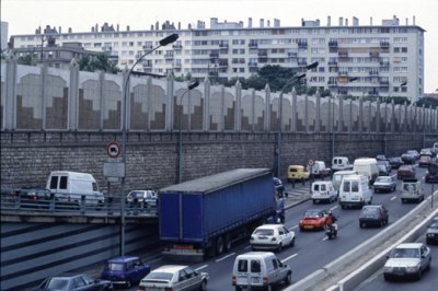 Pour remdier  la baisse continue des ventes de vhicules neufs, Christian Streiff, P.D.G. de Peuge...