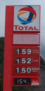 Les tarifs de carburant de nos stations-service devraient baisser de 1  3 centimes.