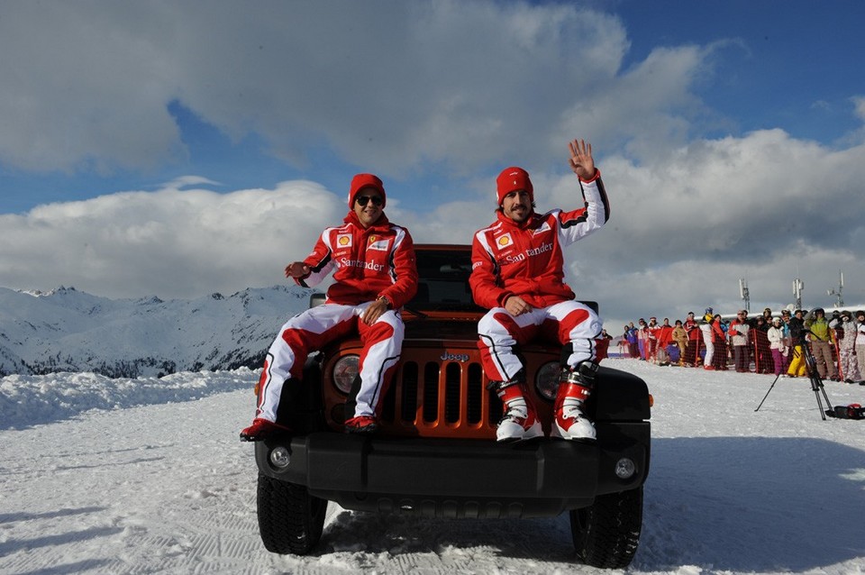 Fernando Alonso et Felipe Massa font de la pub pour Fiat et Chrysler 
Une pub pour la Jeep Wrangler Rubicon et la Fiat Panda 4X4
