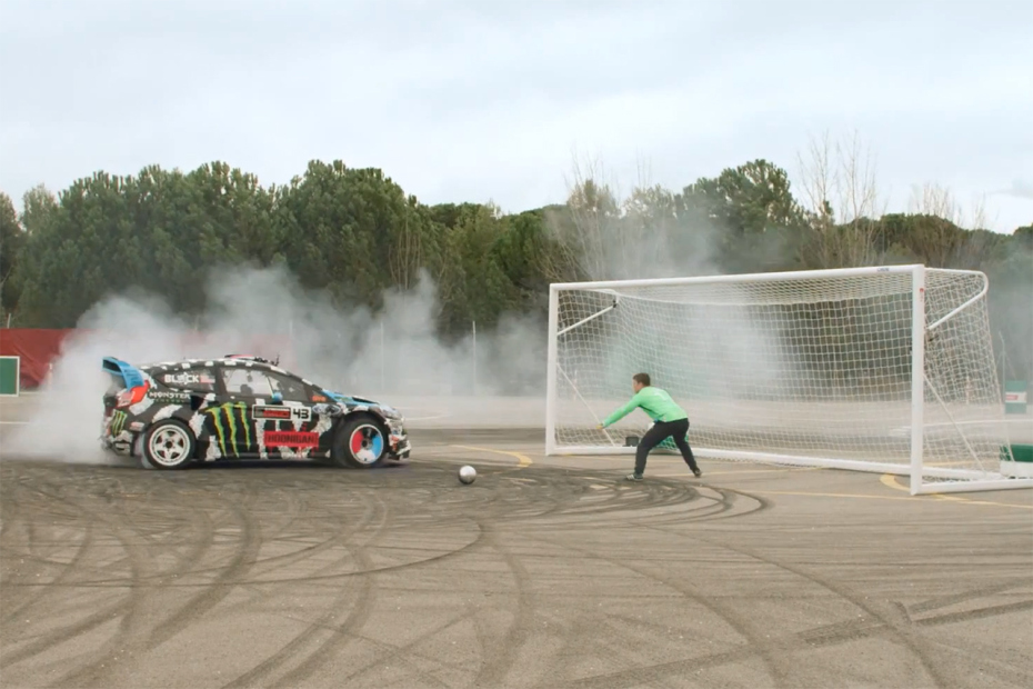 Le Footkhana, un mélange de football et de rallye automobile avec la Fiesta ST RX43 (Vidéo) 