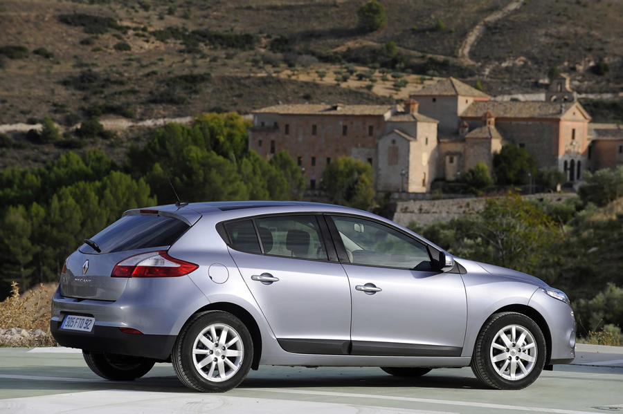 Avec une note de 37 points sur 371 aux crash-tests EuroNCAP, Nouvelle Renault Mégane est le véhicule...