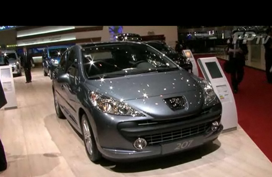 Reportage réalisé lors du salon de l'auto de Genève en 2009. Présentation des nouveautés Peugeot : 3...