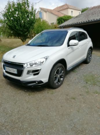  Voir détails -Peugeot 4008 4.4  à L'Abergement-Clémenciat (01)