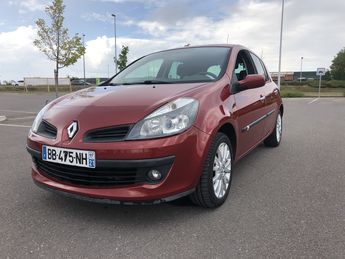  Voir détails -Renault Clio 1.5 Dci 155000km à Dijon (21)