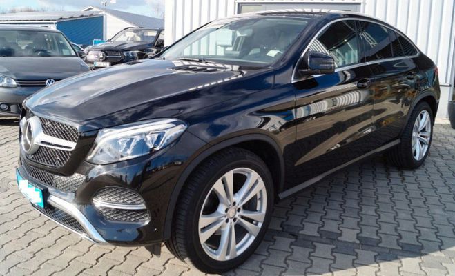 Cliquer pour voir la photo suivante Mercedes GLE Coupé 350 D SPORTLINE 4MATIC AMG 05/2016 noir métal de 2016