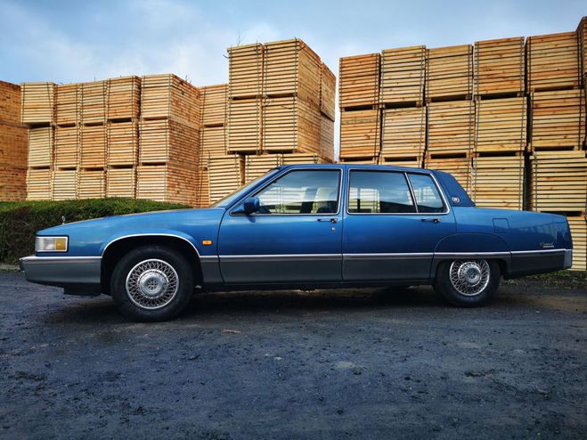 Cadillac Fleetwood , CADILLAC FLEETWOOD - DE VILLE , Limo , Bleu Metalisé de 1990