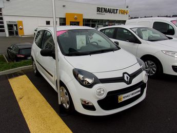  Voir détails -Renault Twingo II 1.5 dCi 75 eco2 Life à Vannes (56)