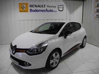  Voir détails -Renault Clio IV dCi 75 eco2 Limited 90g à Vannes (56)