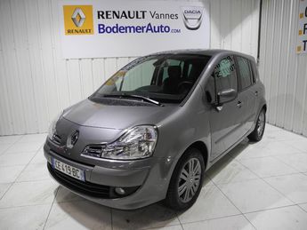  Voir détails -Renault Grand Modus 1.5 dCi 90 eco2 Dynamique Euro 5 à Vannes (56)
