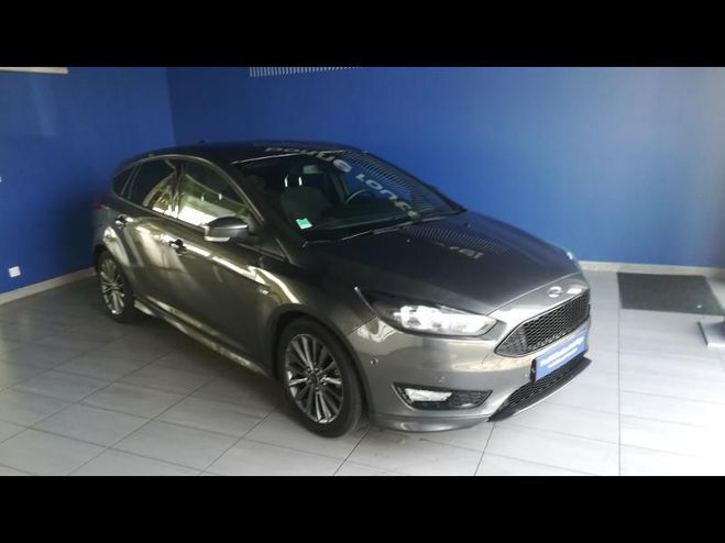 Ford Focus 1.5 TDCi 120ch Stop&Start ST Line GRISE MAGN de 2017