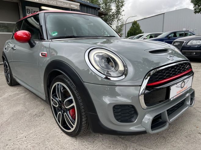 Mini Cooper JOHN/COOPER/WORKS/ Automatik/ GPS/ 231 c Grise de 2015
