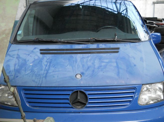 Mercedes VITO 2L2 BLEU de 2000