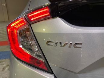  Voir détails -Honda Civic 1.0 i-VTEC 126ch Dynamic CVT 5p à Saint-Étienne (42)