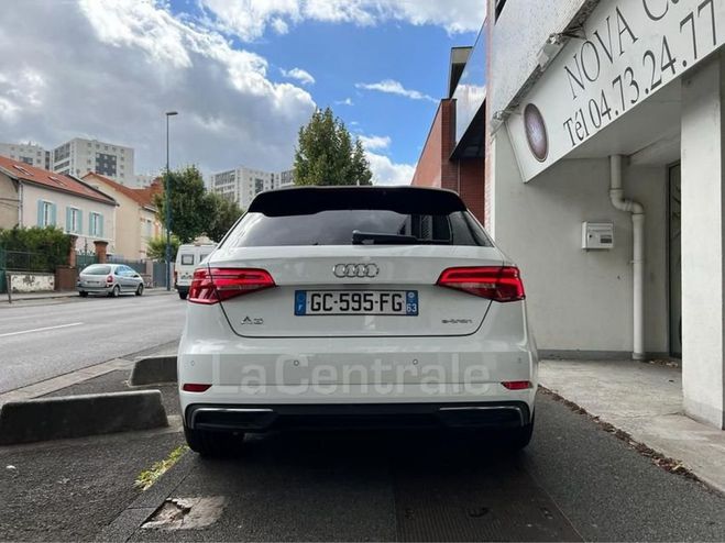 Audi A3 (3E GENERATION) SPORTBACK III (2) SPORTB Blanc Metal de 2018