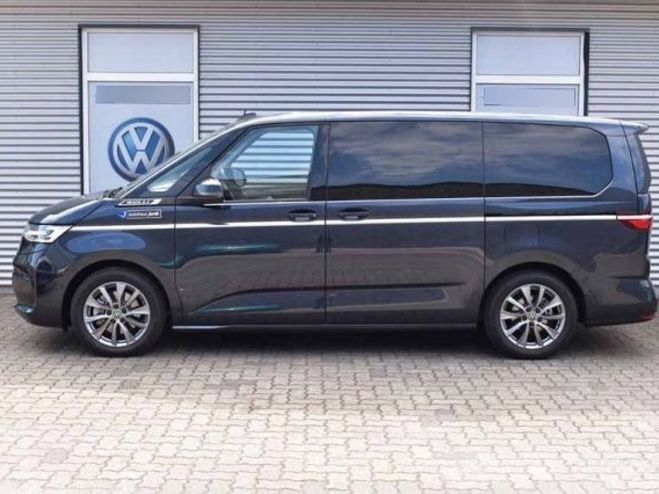 Volkswagen Multivan VOLKSWAGEN MULTIVAN VII T7 LONG 1.4 EHYB Gris Mtal de 2022