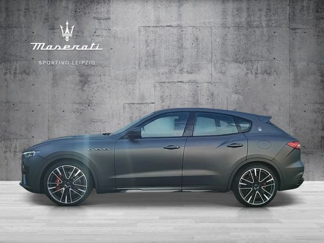 Maserati Levante 3.8 V8 TROFEO / Garantie 12 mois Gris mat de 2021