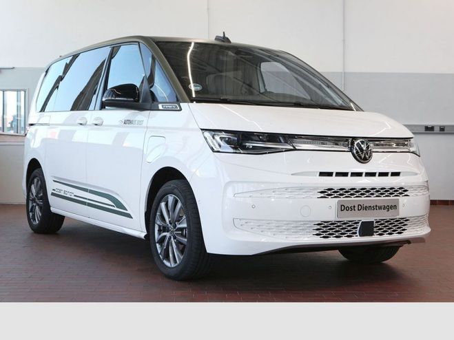 Volkswagen Multivan T7 eHybrid / 7P / Toit pano / Attelage / blanc de 2022