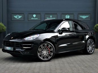  Voir détails -Porsche Macan Turbo Performance / Bose / Attelage / 21 à Sommires (30)