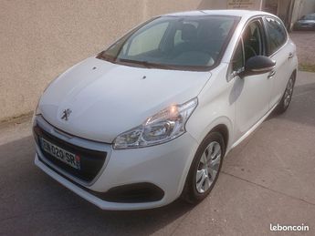  Voir détails -Peugeot 208 hdi 75ch garantie 12 mois à Argenteuil (95)