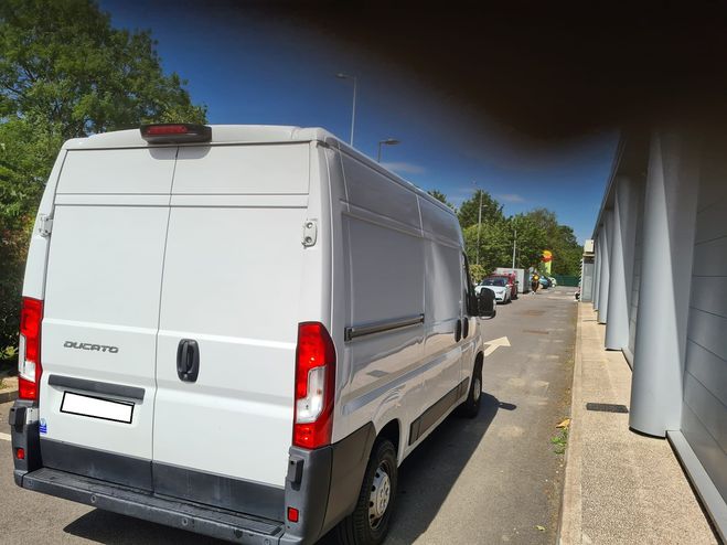 Fiat Ducato 3.0PACK PRO NAV 2.0 MULTIJET 115 Blanc de 2018