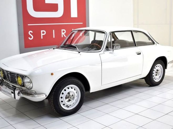 Alfa romeo 2000 Coup GT Veloce Bianco Farino de 1972