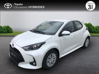  Voir détails -Toyota Yaris 116h Dynamic Business 5p + Programme Bey à Noyal-Pontivy (56)