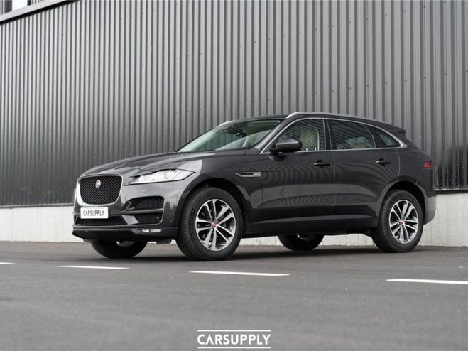 Jaguar F Pace 2.0 D Prestige - Pano roof - Camera -Led Grijs de 2017