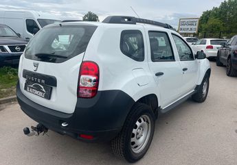  Voir détails -Dacia Duster 1.6 essence 105cv  à Fouquires-ls-Lens (62)