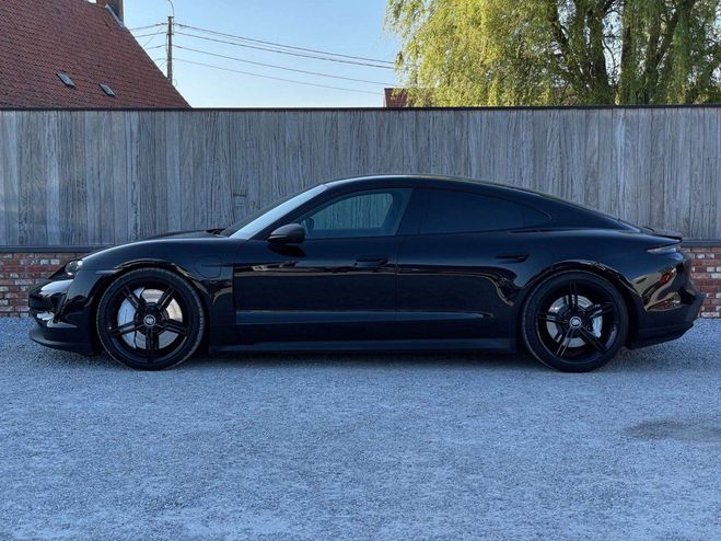 Porsche Taycan 4S / performance plus / pano / surround  Noir de 2020