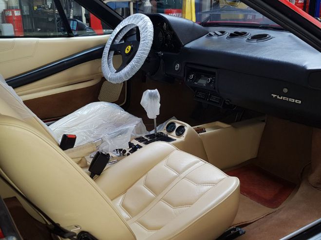 Ferrari 208 Turbo Rouge de 1985
