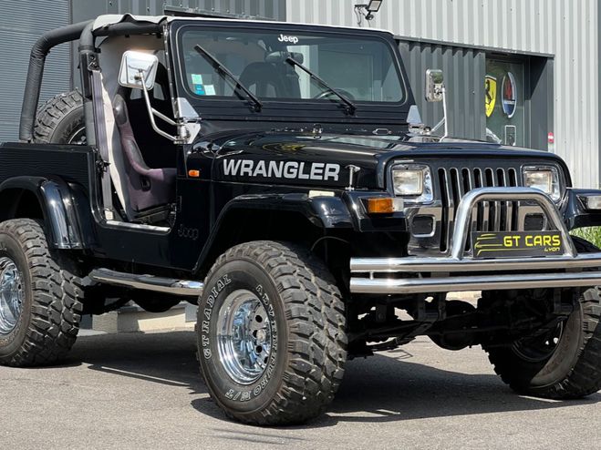 Jeep Wrangler Jeep Wrangler Big Foot - Crdit 490 Euro Noir de 1993
