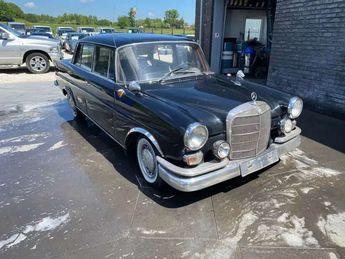  Voir détails -Mercedes 190 1965 à Hautrage (73)