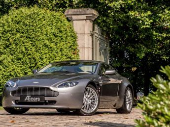  Voir détails -Aston martin V8 Vantage  à Izegem (88)