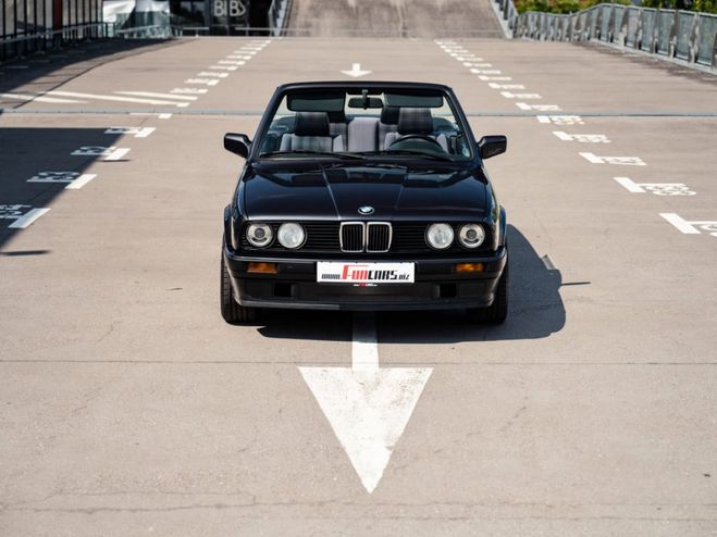 BMW Serie 3 318i Cabriolet Noir de 1992
