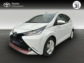  Voir détails -Toyota Aygo 1.0 VVT-i 69ch x-glam 5p à Magny-les-Hameaux (78)