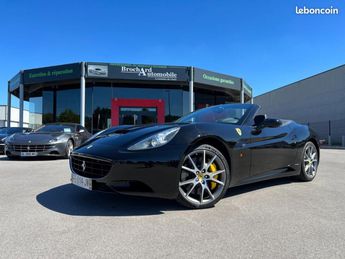  Voir détails -Ferrari California V8 4.3 460 Full Black -Daytona-45000 Km  à Saint-Amand-les-Eaux (59)