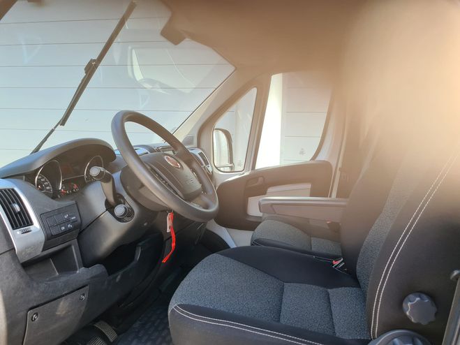 Fiat Ducato 3.0PACK PRO NAV 2.0 MULTIJET 115 Blanc de 2018